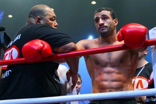         9                                                                                                                                  بدر هـاري