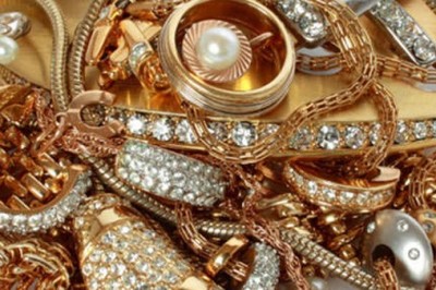 الشرطة تعثر على أكثر من 700 كيلو من الذهب والمجوهرات والمسروقات  بمنطقة خالانذري 