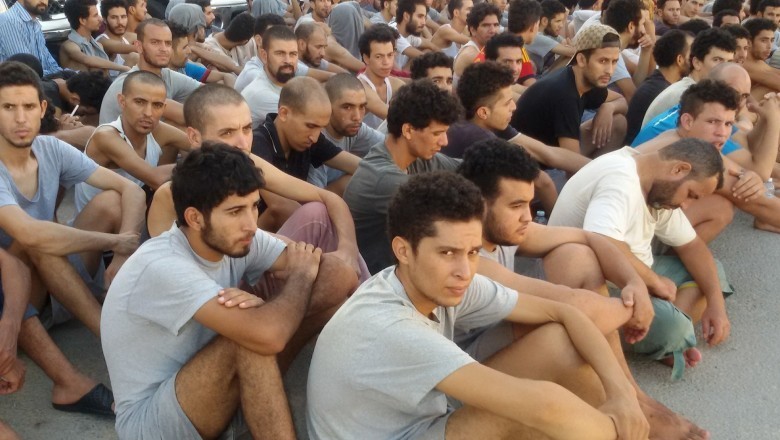 مغاربة بليبيا يستنجدون من السلطات المغربية  