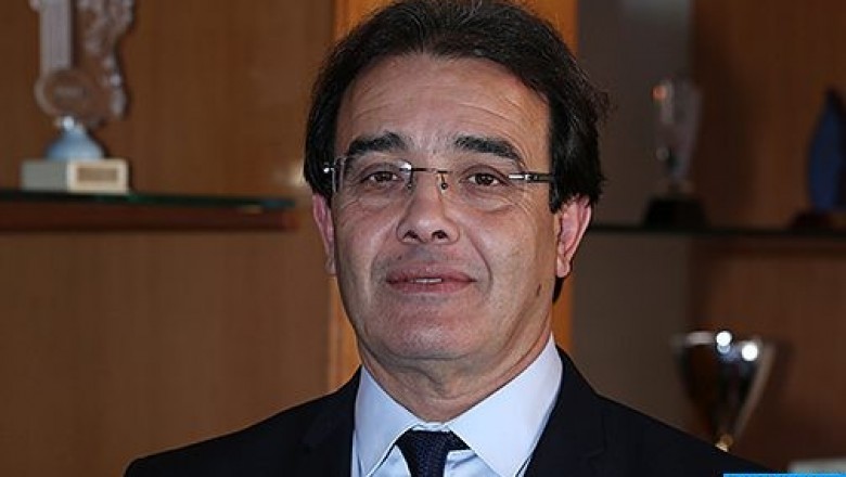 من هوعبدالكريم بن عتيق  الوزيرالمكلف بالمغاربة المقيمين بالخارج وشؤون الهجرة