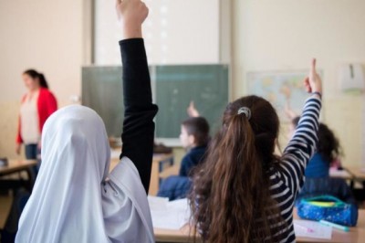 ألمانيا تشرع رسمياً في تدريس اللغة العربية بمدارس عشرٍ من ولاياتها