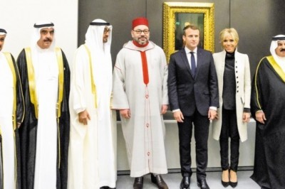 Παρουσία Ο βασιλιάς του Μαρόκου Mohammed VI και Mακρόν τα εγκαίνια του μουσείου του Λούβρου στο Αμπου Ντάμπι