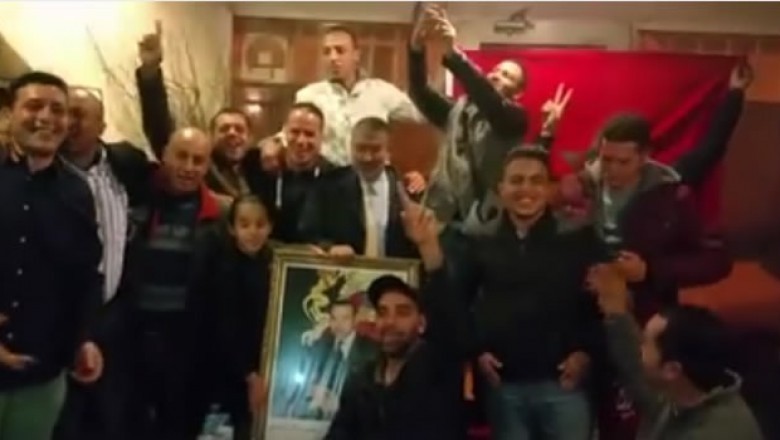 مهاجرون مغاربة  بأثينا يعبرون عن فرحتهم بالإنجازات المغربية الأخيرة و جمعيتان  خارج أثينا تستعد للظهور