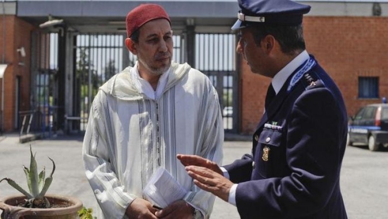 وزارة العدل الإيطالية تتوصل لاتفاق مع أئمة مغاربة لإلقاء دروس دينية داخل السجون لمنع انتشار ‘التطرّف’