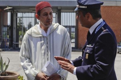 وزارة العدل الإيطالية تتوصل لاتفاق مع أئمة مغاربة لإلقاء دروس دينية داخل السجون لمنع انتشار ‘التطرّف’