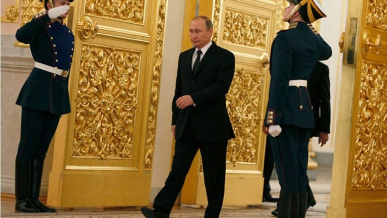 بوتين يتصل بترامب ويشكره على كشف المخابرات الأمريكية لهجوم إرهابي كان يستهدف الرئيس الروسي