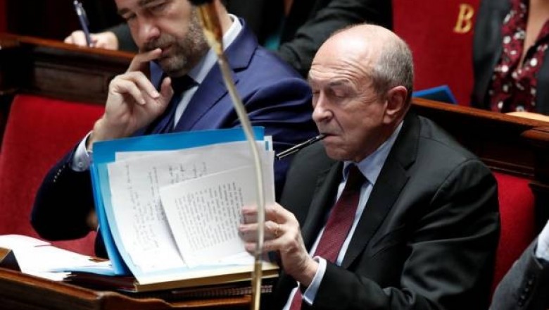 وزير الداخلية الفرنسي يُمهل ألاف المهاجرين السريين المرفوضة ملفاتهم ستة أشهر لترحيلهم