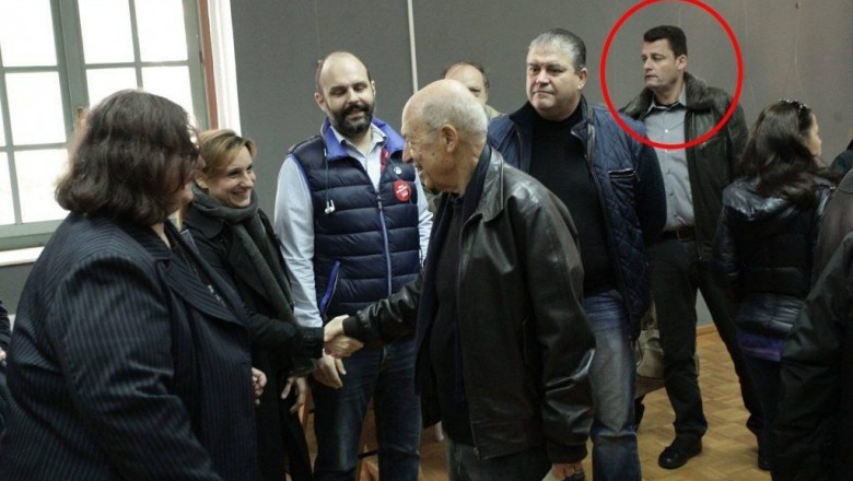 شرطي يقتل زوجته وامها وابنته ثم ينتحر مستعملا سلاحه الوظيفي 