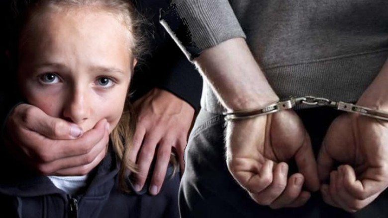 جزائري تحرش بفتاة تبلغ من العمر12 سنة بجزيرة خيوس اليونانية كانت سببا في ترحيله