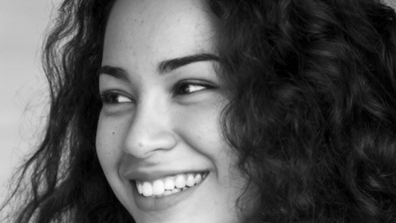 مغربية تتوج بـ"أحسن أطروحة دكتوراه" في فرنسا