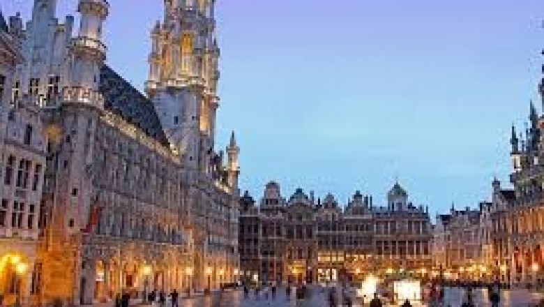 تصريحات مؤترة من مغاربة وجزائريين في بلجيكا