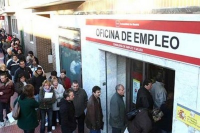معدل البطالة يرتفع إلى 16.74 بالمائة في إسباني