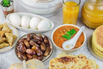 تعرفوا على الترتيب الصحي والمِثالي لتناول الإفطار في رمضان وتفادي الخمول