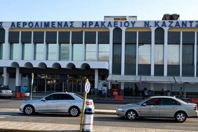 في اقل من اسبوع القبض على 27 أجنبيا حاولوا السفر من مطار ايراكليون باليونان بوثائق سفر مزورة